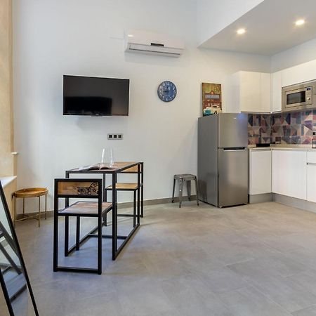 Nine O Clock San Agustin Apartment Seville Phòng bức ảnh