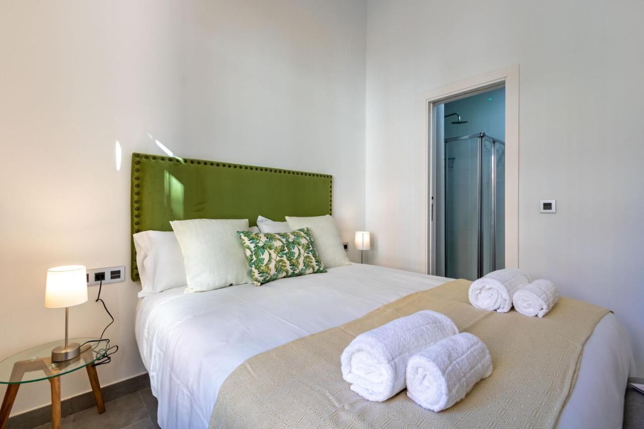 Nine O Clock San Agustin Apartment Seville Ngoại thất bức ảnh